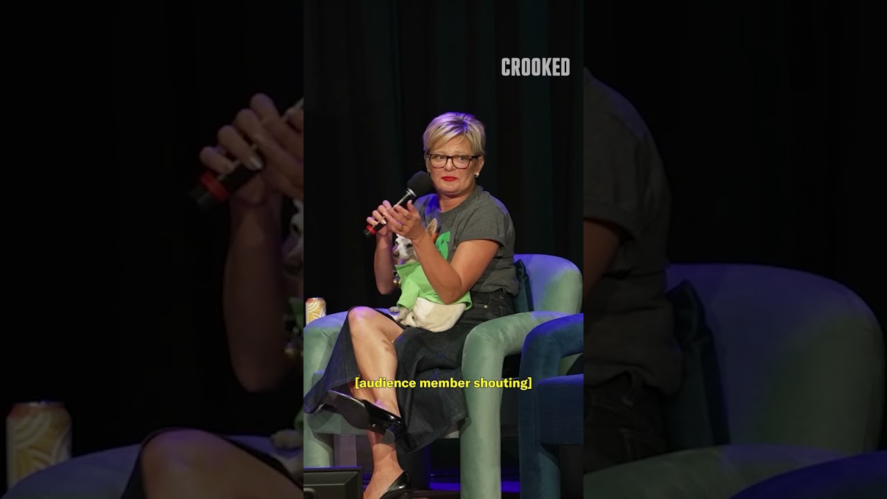 Audience member interrupts Martha Plimpton with...WRONG INFO?