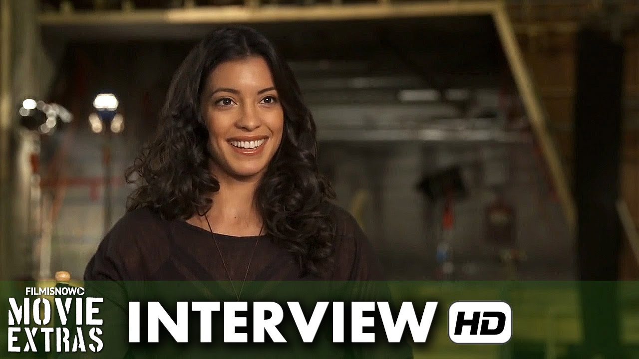 Spectre (2015) Behind the Scenes Movie Interview - Stephanie Sigman is 'Estrella'