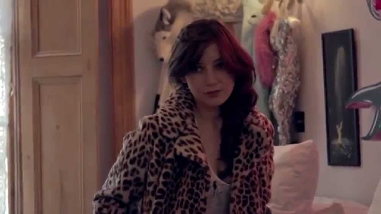 Love Your Style: Vestiaire Collective Meets Daisy Lowe