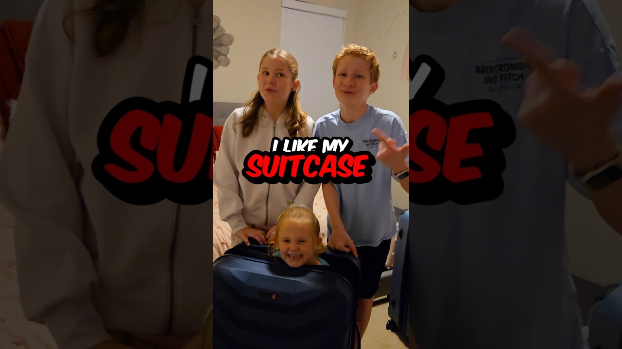 I Like My Suitcase Suitcase! 💼💼 (@CharlotteQueen1919)