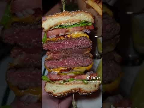 Is the Polo Bar in New York, NY Iconic or Overrated?! (Part 35)