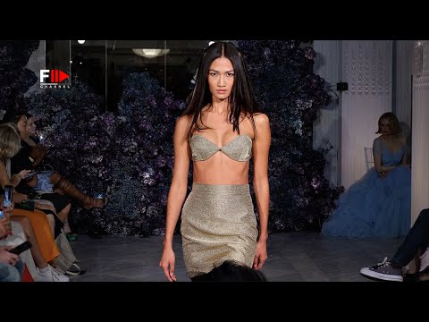 CHRISTIAN SIRIANO Spring 2024 New York - Fashion Channel