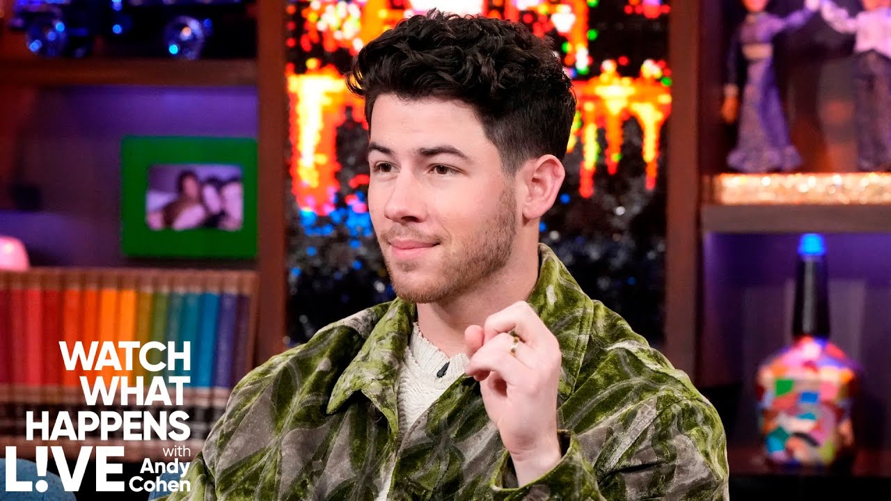 Nick Jonas’ DM Love Story with Priyanka Chopra | WWHL