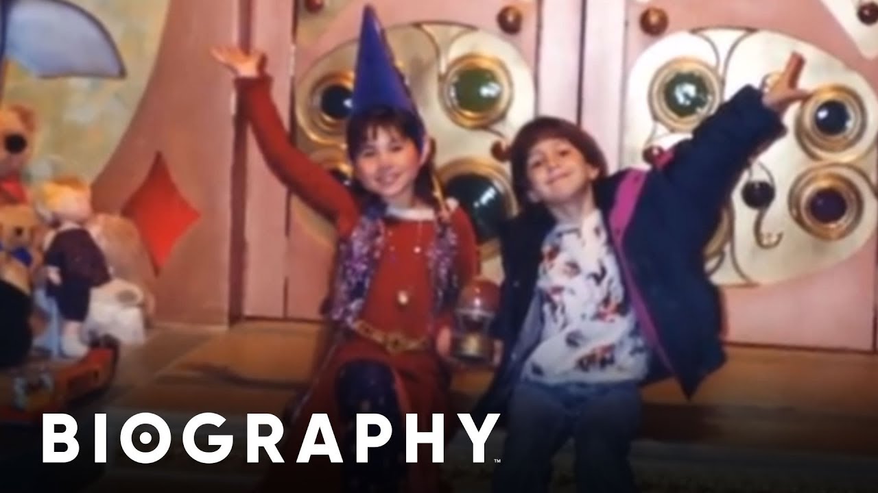 Inside Story: The Santa Clause Kids in Santa's Workshop | Biography