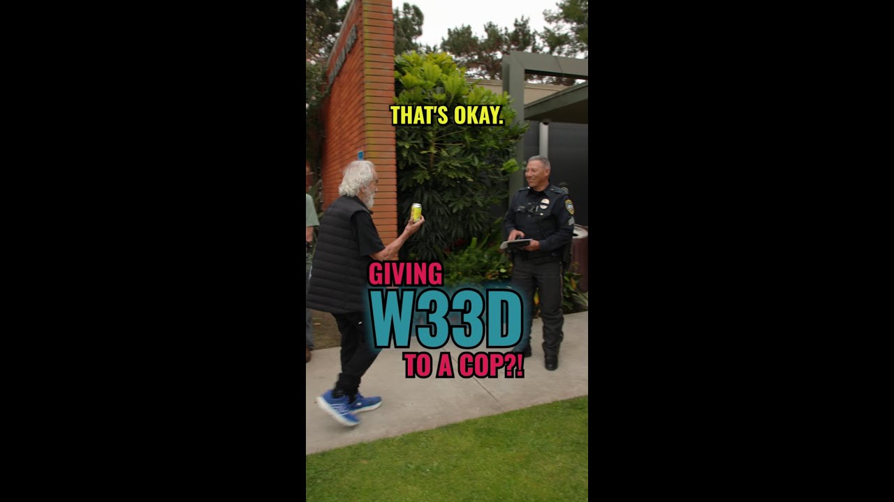 Tommy Chong gives W33D to a COP