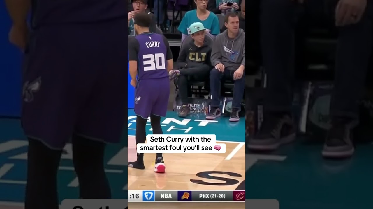 Seth Curry didn’t want to defend with just one shoe 😅