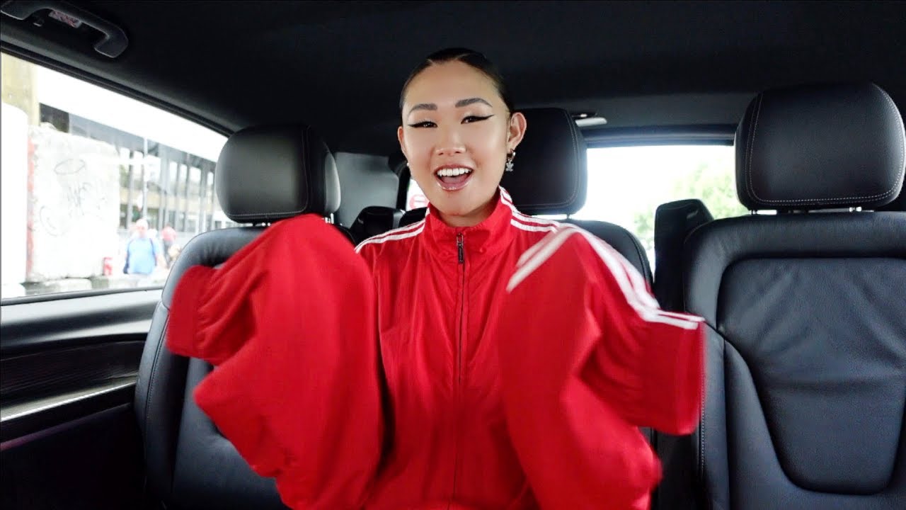 PARIS COUTURE WEEK: UNBOXINGS, FASHION SHOWS & FOOD!
