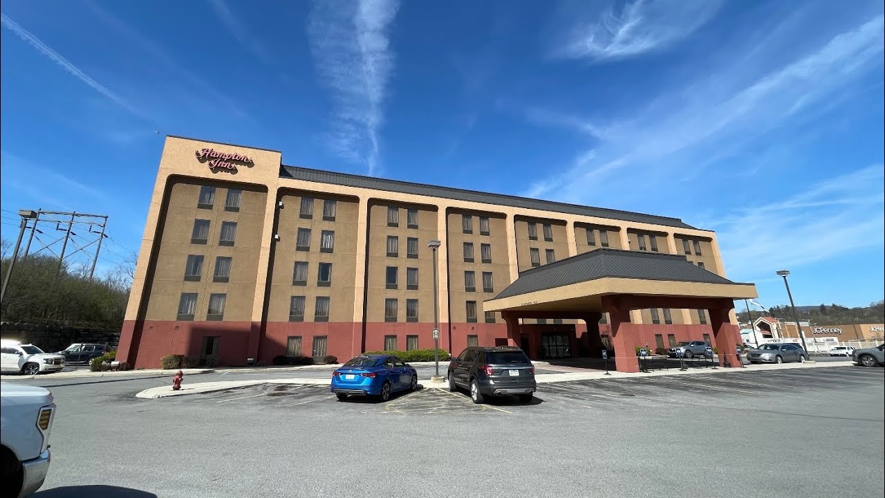 HOTEL TOUR - Hampton Inn - Altoona, PA | It'sAnthony