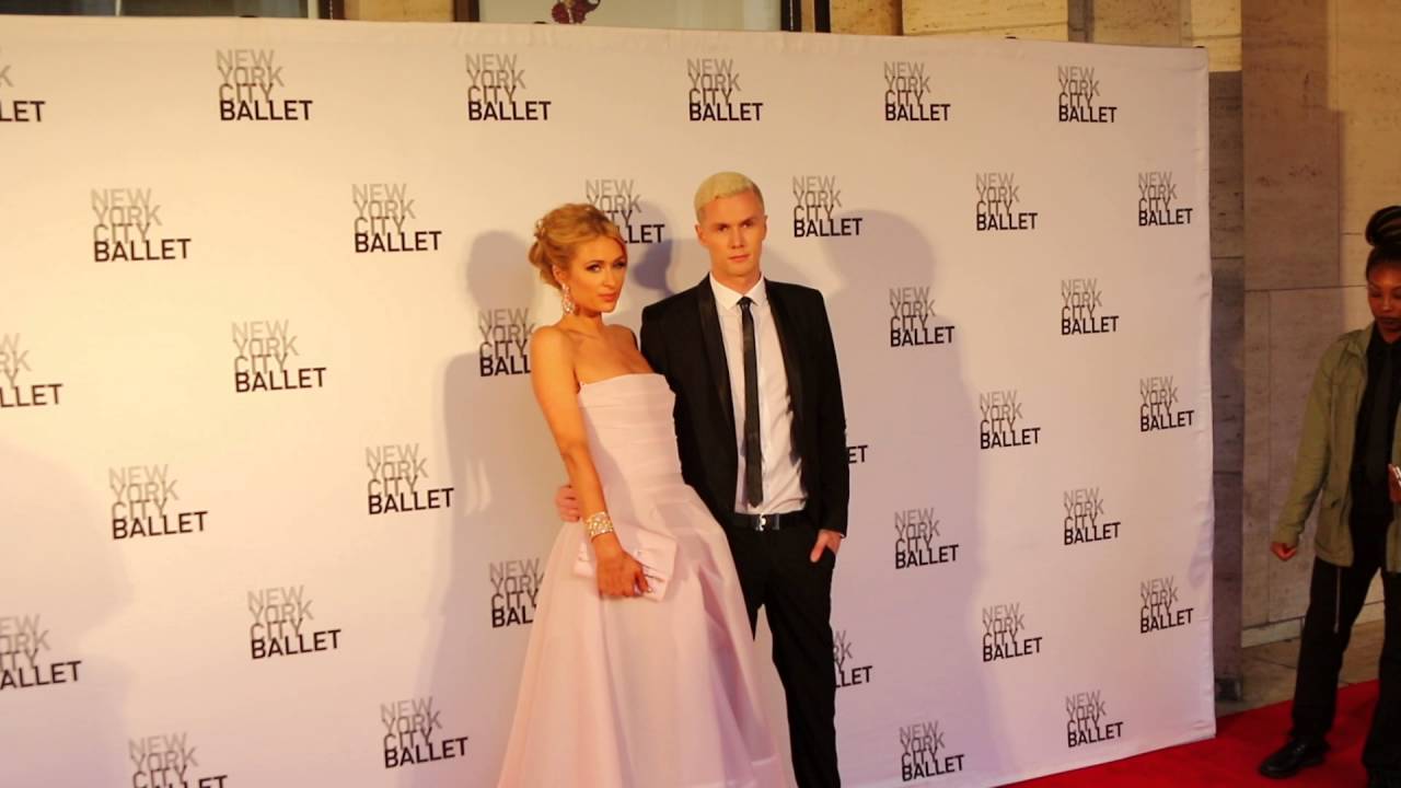 Paris Hi & Barron Hilton II
