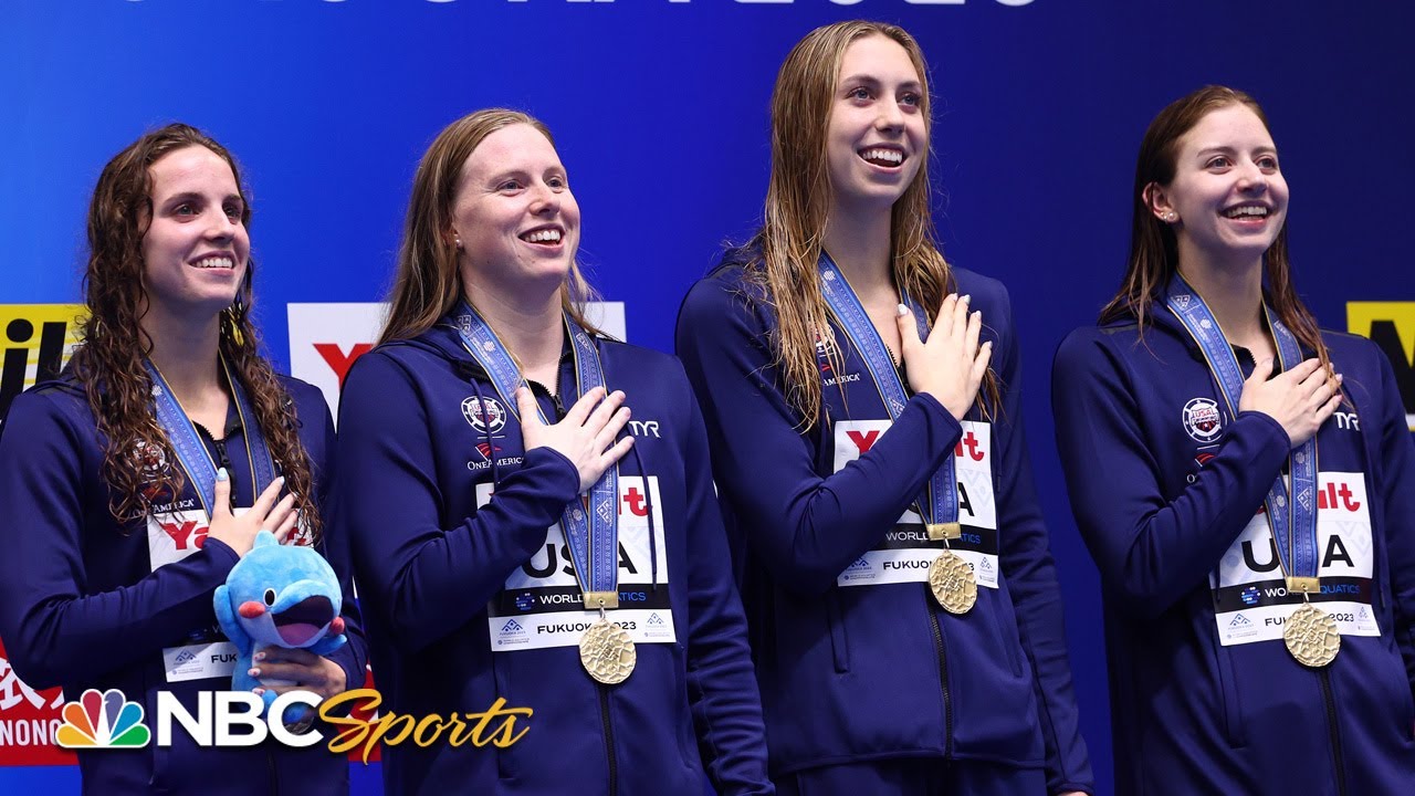 Audience joins in as Team USA belts out national anthem after 4x100 medley relay World Title
