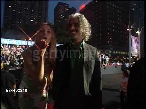 (1999) Heidi Klum and Ric Pipino are attending Video Music Awards