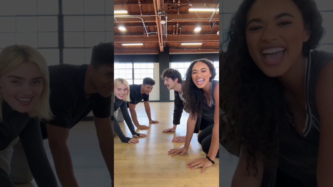 There's new wolves in the pack 🐺 | Chandler Kinney #DWTS | ZOMBIES 4: Dawn of the Vampires