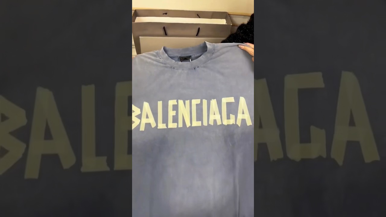 Balenciaga fashion T-shirt unboxing#fashionclothes #luxury #menswear #mensfashion #unboxing #tshirts