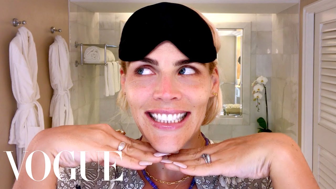 Busy Philipps's Guide to Retinol, Rollers and Nighttime Beauty | Beauty Secrets | Vogue