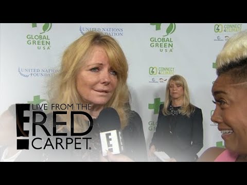 Cheryl Tiegs Against Ashley Graham on "SI" Cover | Live from the Red Carpet | E! News
