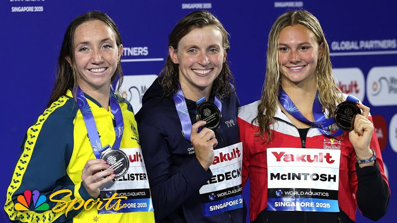 Katie Ledecky receives gold during medal ceremony for women's 800m freestyle at worlds | NBC Sports