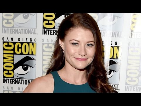 'Once Upon A Time' Star Emilie de Ravin Shares Adorable Pic of Newborn Daughter